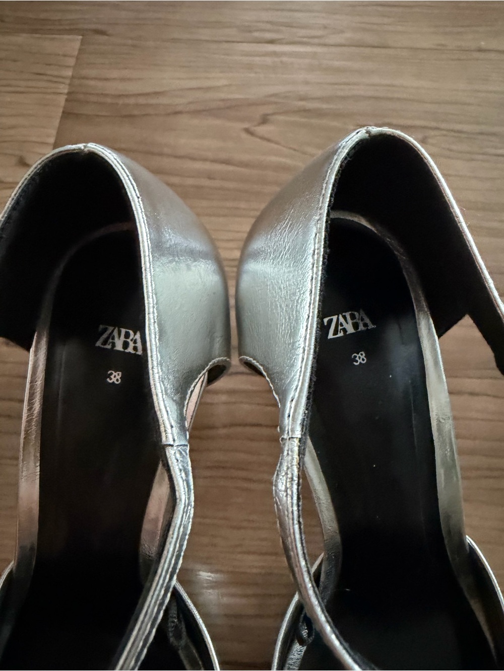 Zara Metallic Silver Pointed Toe Ankle Strap Pumps Women’s Sz 38 | US 8-8.5 EUC - Picture 4 of 6